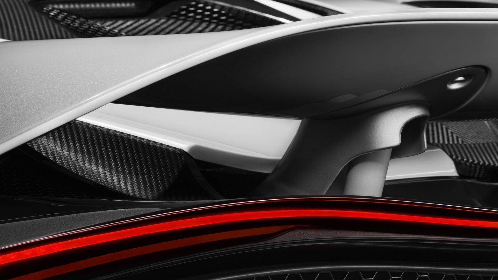 Η McLaren μας δίνει σήμερα μια πρώτη προωθητική εικόνα για το μοντέλο που θα μας δείξει στην έκθεση της Γενεύης τον Μάρτιο και το οποίο θα αντικαταστή